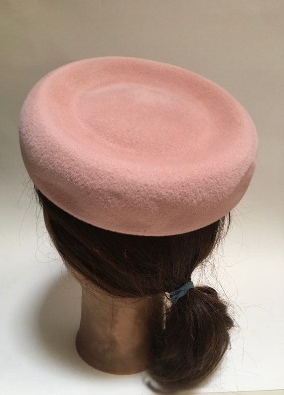 Classic 50s Mushroom Hat | Kerrybrooke Beret Pink… - image 9