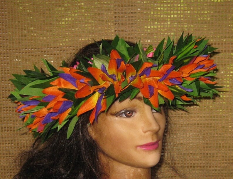The Moku Manu Haku ~ A Quick Fix Go To Anyplace Anytime Stunning Hawaiian Headpiece