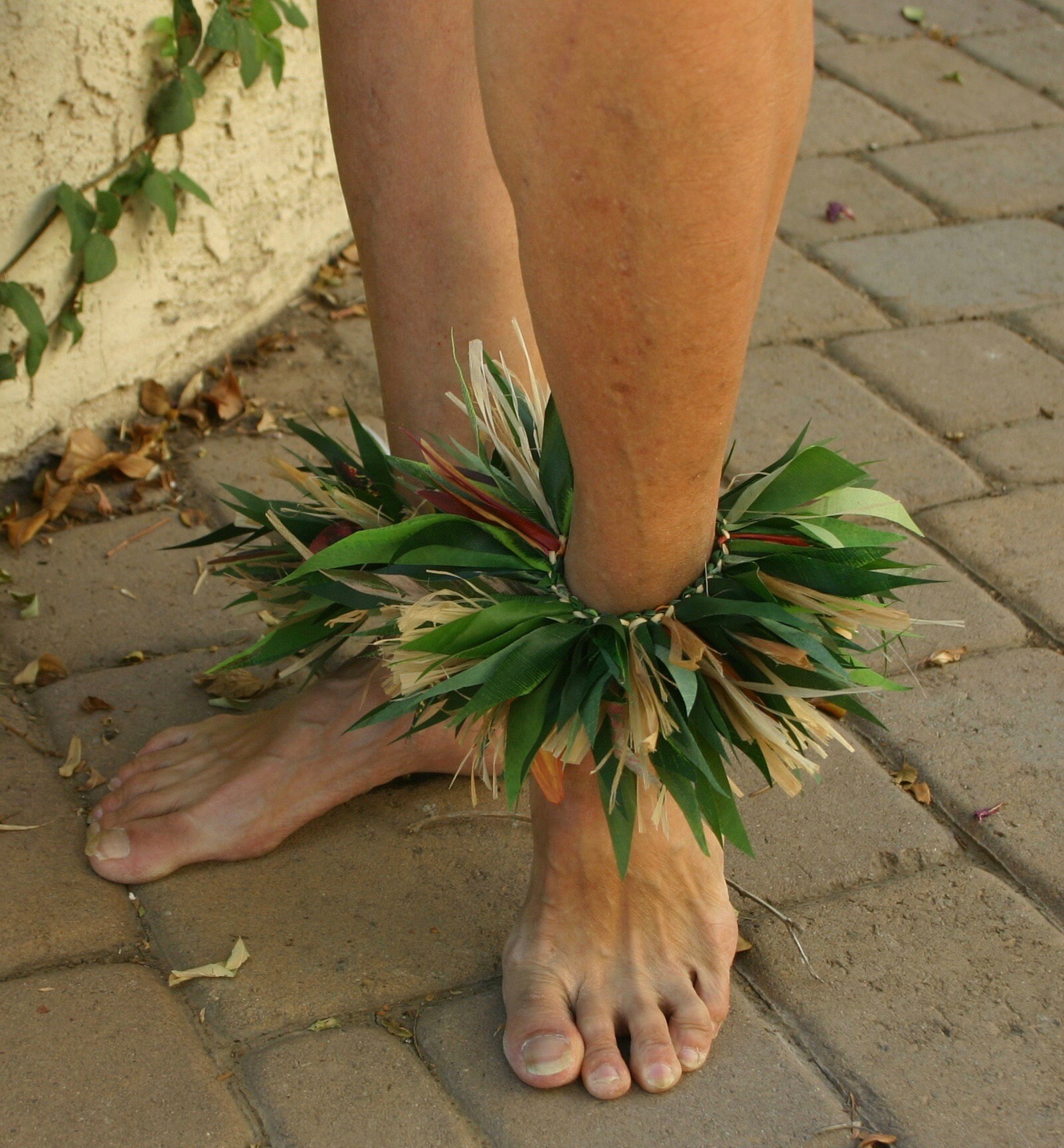 Leaf anklet deals