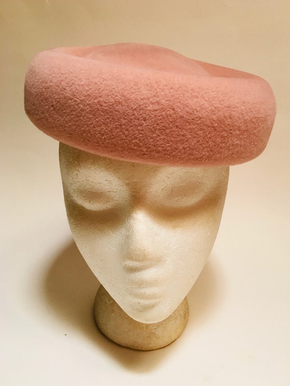 Classic 50s Mushroom Hat | Kerrybrooke Beret Pink… - image 1