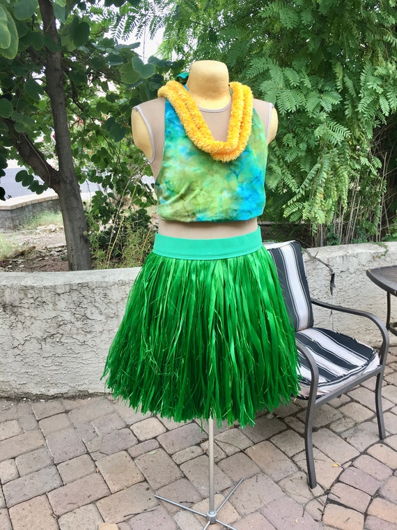 Hibiscus & Raffia Grass Skirt