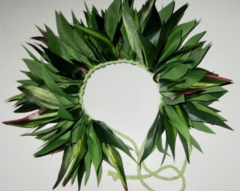 Essentially Polynesian ~ The Tahitian Bustle ~ Half Hip Hei With 16 Inch Leaf Span