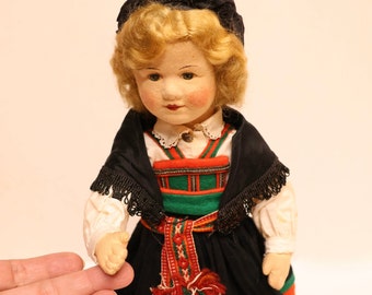 Girl From Setesdal Rønnaug Petterssen Doll Pre War 1930s | The Vintage Face Of Norway