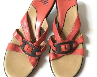 Söfft Summer Sandals With Kitten Heels Women Size 10M Very Very Gently Used Coral Color Barbiecore Perfect