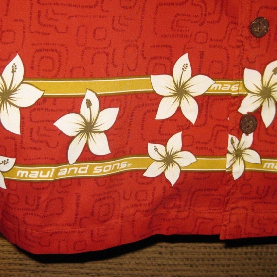Vintage Maui & Sons Button Down Aloha Shirt Sized 