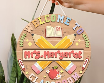 Aangepaste naambord leraar, cadeau leraar klas | Gepersonaliseerde houten deurbord leraar klaslokaal | Kleurrijke lerarencadeaus klaslokaaldecoratie