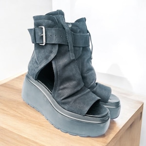 Handmade Lightweight Platform Sandals, Adjustable Black Leather Sandals Buckles, Comfortable Women&#39;s Summer shoes, Black leather platform