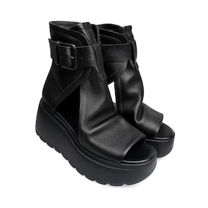 Handmade Lightweight Platform Sandals, Adjustable Black Leather Sandals Buckles, Comfortable Women&#39;s Summer shoes, Black leather platform