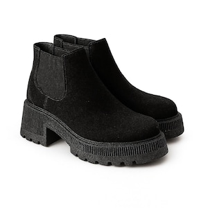 Botas de cano curto de camurça preta, botas Chelsea de camurça estilosas para mulheres, botas de cano curto confortáveis com salto grosso, botas de plataforma pretas, presente para mulheres