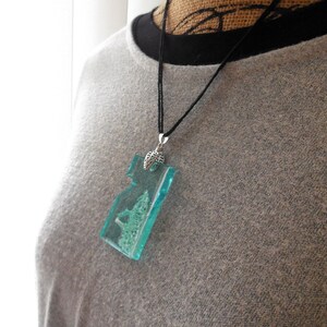 Resin Art Pendant, Epoxy Resin Jewelry, Sea Color Resin Pendant, Unique Jewelry Art, Original Resin Art, Perfect Gift For her, Unique Gift