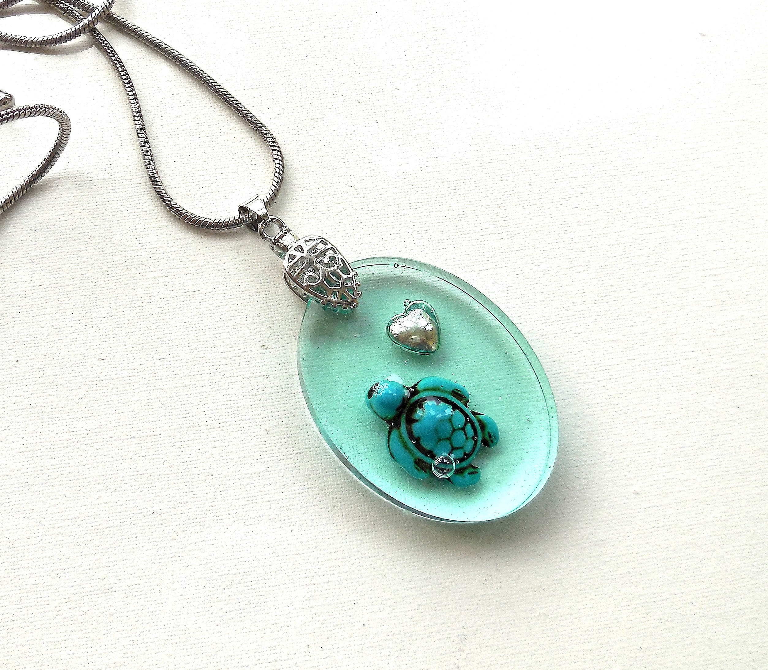 Resin Art Pendant, Epoxy Resin Jewelry, Light Sea Color Resin Pendant,  Unique Jewelry Art, Original Resin Art, Gift For her, Unique Gift