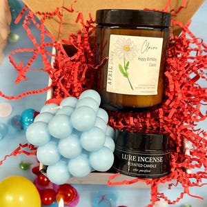Birthday Gift for Her - Personalized Birth Flower Candle Gift Set - 8.8oz Birth Flower Candles -30 Birthday Gift for Her -Custom Candle Gift