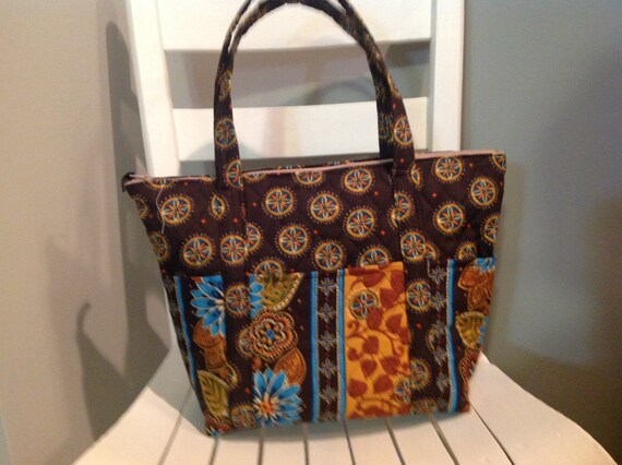 12 Pocket Quilted Purse Brown With Blue Floral Pattern Etsy