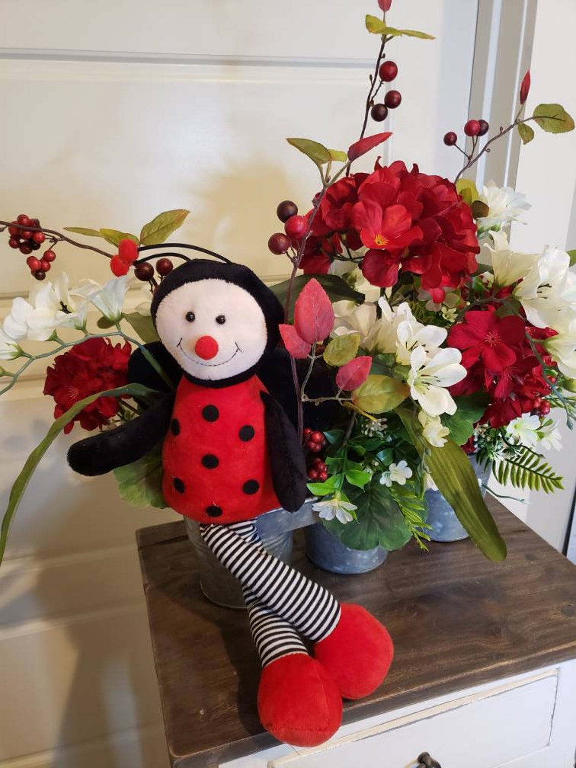 Geranium Centerpiece With Ladybug, Summer Center Piece, Red Geranium ...