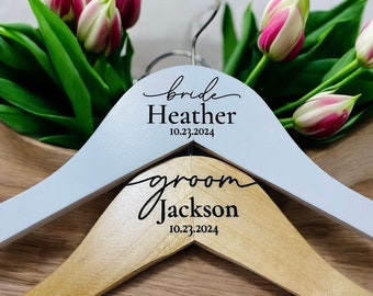 Groom & Bride Hanger Personalized Engraved Groom and Bride Hangers Wedding Dress Hanger Engraved Groom bride Hangers Ceintre marie la boda
