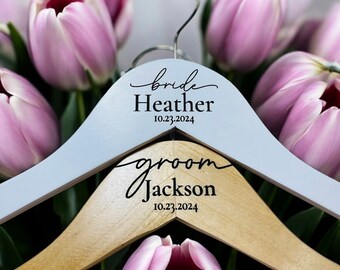 Groom & Bride Hanger Personalized Engraved Groom and Bride Hangers Wedding Dress Hanger Engraved Groom bride Hangers Ceintre marie la boda