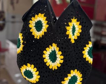 DEEMO handmade Granny Square crochet bag (single piece!)