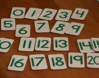 Mini lijas numeradas del 0 al 20 sobre tablas de madera de abedul MINI.