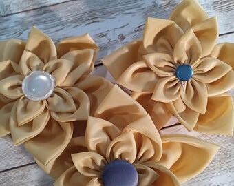 Handmade Pet Baby Flower Alligator Clip for Fur or Hair Vintage Button Center