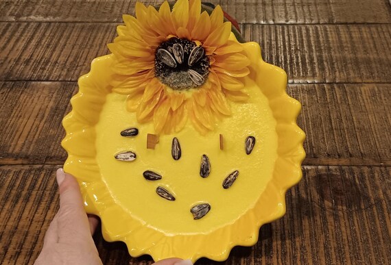 Sunflower candle, sunflower bowl candle, bowl candle with a sunflower, candle centerpiece, Spring home decor, Spring gift, large bowl candle