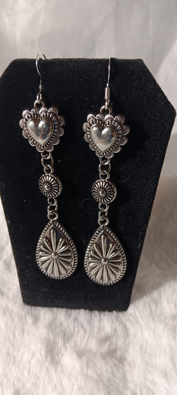 Silver Drop Earrings Hippie Theme Heart and Daisy Designs 3 Sections Connected by Silver Links  great gift for her free spirit inspiration