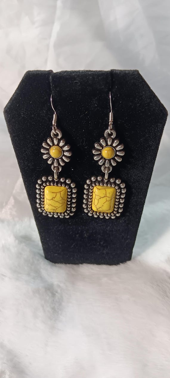 Southwestern Theme Jewelry Drop Earrings Yellow Stone With Bronze Veining Cowgirl style earrings Cultural jewelry handmade Southwest earring