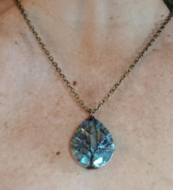 Abalone shell pendant, Abalone shell teardrop pendant necklace, epoxy resin base pendant, wired Tree of Life pendant, bronze chain necklace.