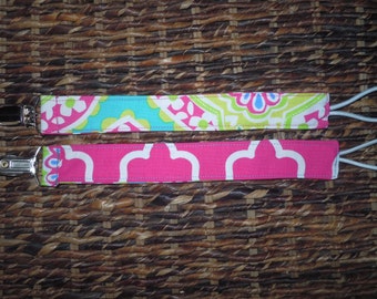 Pacifier Holder, Binky Holder, Pacifier Clip, Fabric Pacifier Clip, Reversible Pacifier Clip. Moroccan Lattice