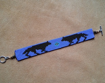 Midnight Magic Wolf. Loom Beaded Bracelet.