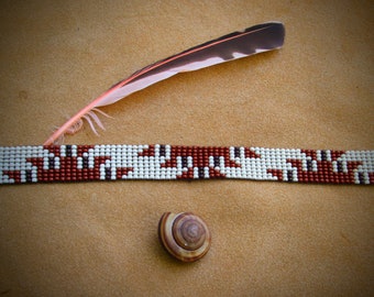 Swallow tail. Loom beaded bracelet. Yurok Hupa Wiyot Karuk Tolowa - Loomed Beaded Bracelet