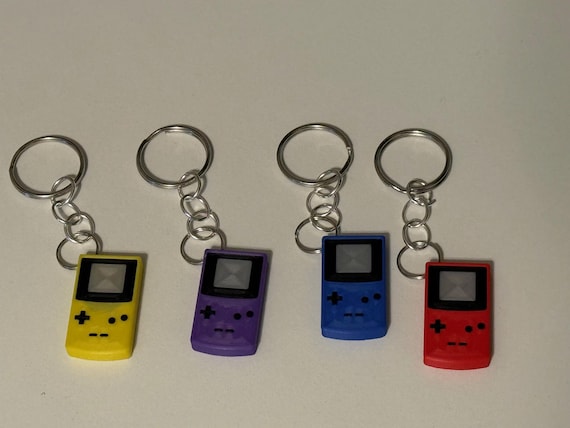 希少！ゲームボーイ 計算機 キーホルダー ミニチュアゲームボーイキーホルダー – 3Dプリントのレトロチャーム