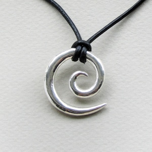 Sterling Tribal Koru - constant motion