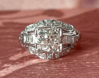Art Deco-ring i platina med 1,20 karat diamanter i gammal europeisk slipning