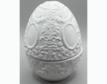 Vintage Palais Royal Embossed Ceramic White Egg Two Parts