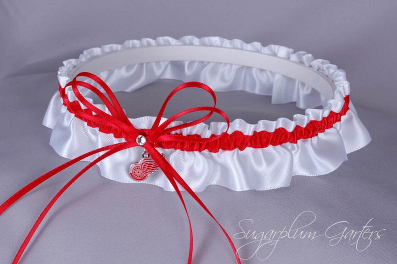 Detroit Red Wings Wedding Garter Set Ready to Ship