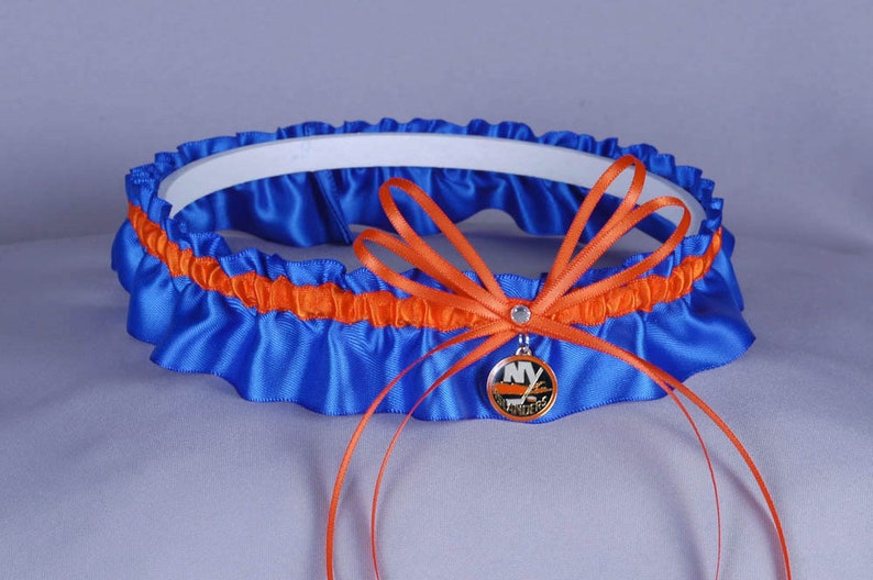 New York Islanders Wedding Garter image 2