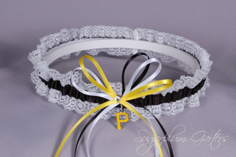 Pittsburgh Pirates Lace Wedding Garter