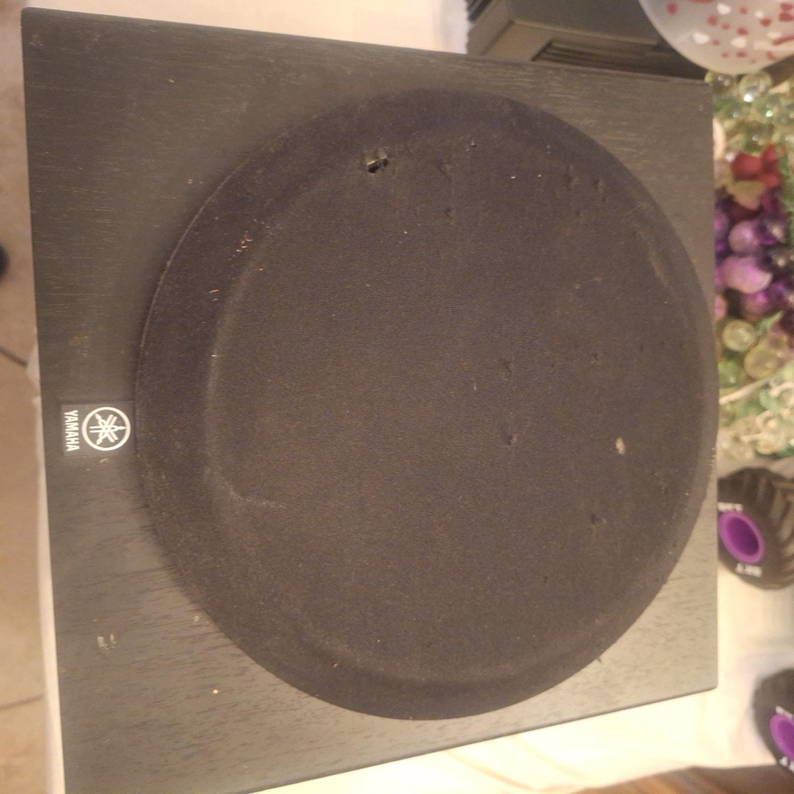 Yamaha YST-SW012 Active Subwoofer Excellent Condition