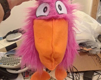 Toy Bird Hand Puppet Squawking Hot Pink Crow Obnoxious Noisemaker OTC Toys