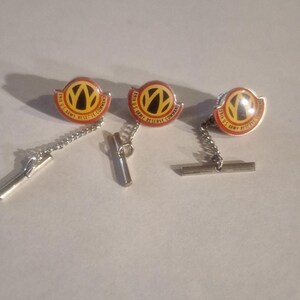 Alfileres de corbata antiguos del 89.º Comando de la Reserva del Ejército de EE. UU.