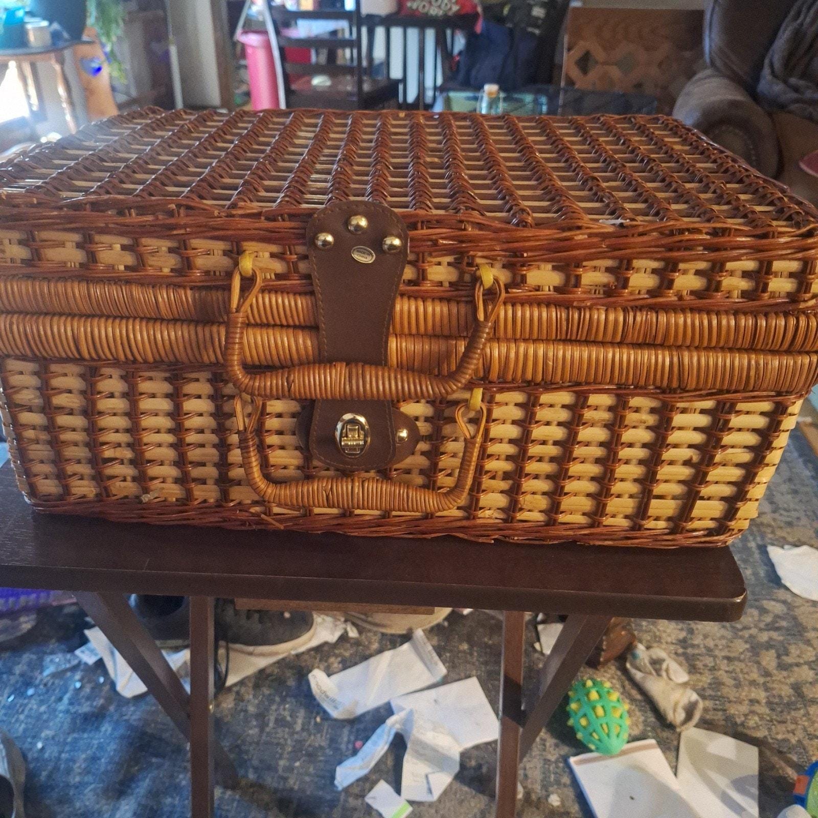 Vintage Wicker Picnic Basket - Etsy Canada
