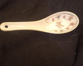 Ceramic Soup Spoon Made in Taiwan Floral Pattern 5.5" With Gold Trim