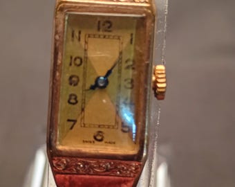 ENGRAVED 1930s ART DECO Ladies' Watch