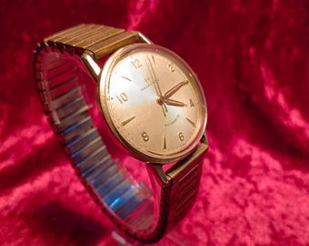 HAMILTON MENS AUTOMATIC swiss model 677