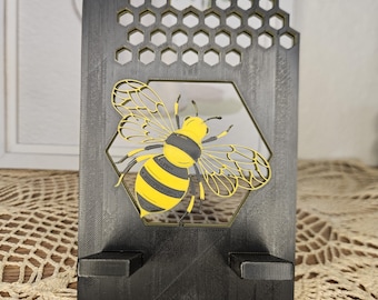 Bee and Honeycomb Tablet Stand: 3D Printed Smartphone Holder