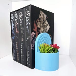 3D Printed Bookend Planter: Modern Bookshelf Decor, Succulent Pot