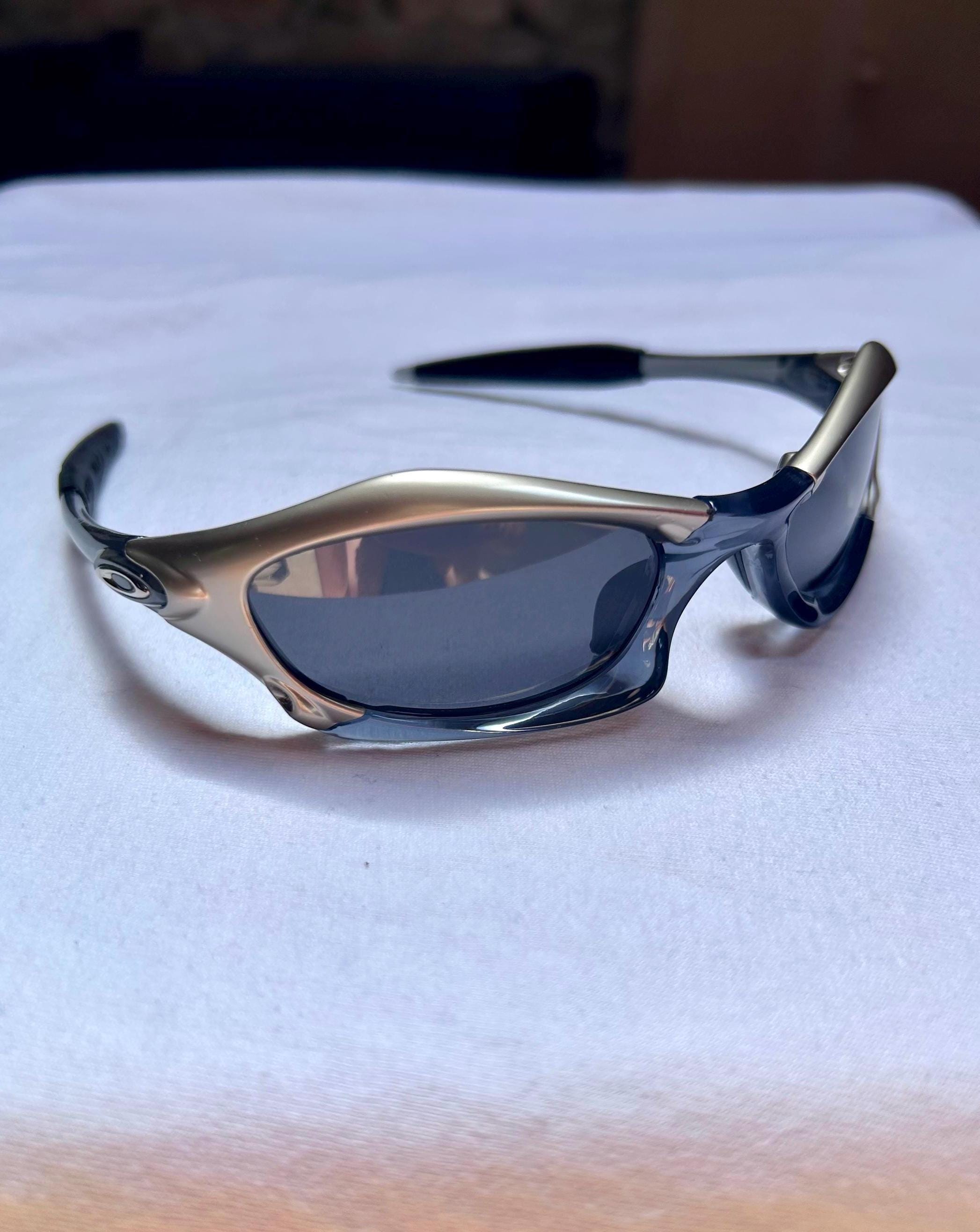 Oakley Minute - Etsy Canada