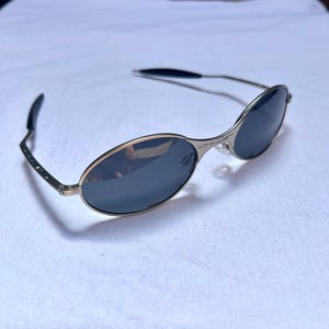 Oakley E Wire Sunglasses - Etsy