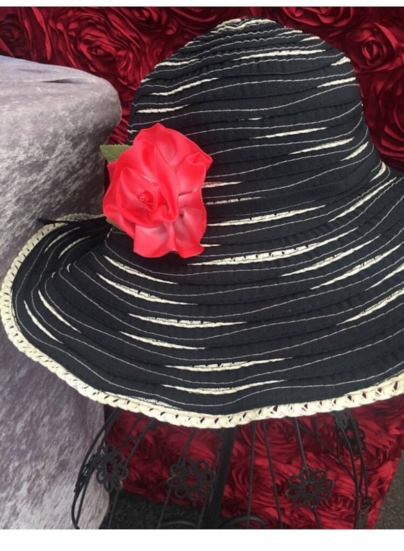 NEW LARGE BRIM Ribbon SunHat---Summer Hat----Cruise Sunhat....blackwhite color....