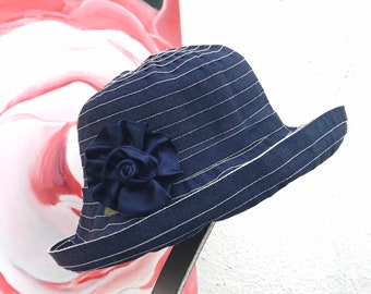 Navy Blue Sun Hat with Floral Pin: Women's Travel Bucket Hat